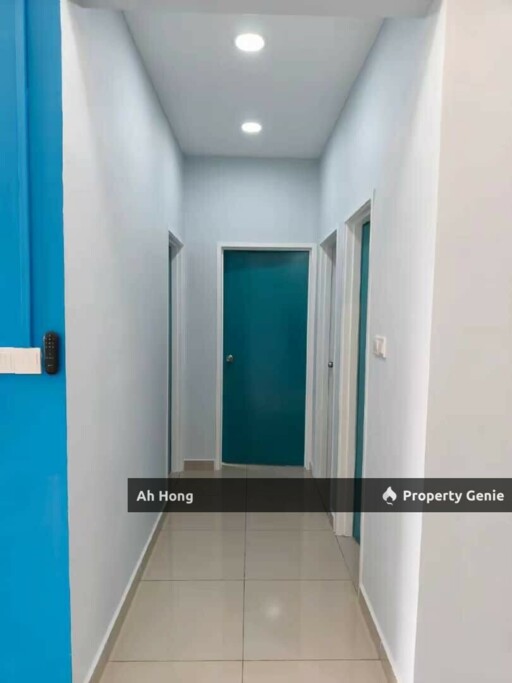 Skudai / Ksl Bukit Gemilang / 3bedroom / Partially Furnished