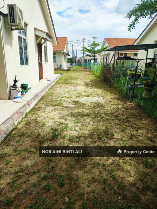semi-d setingkat perumahan makmur penor utara jaya, kuantan