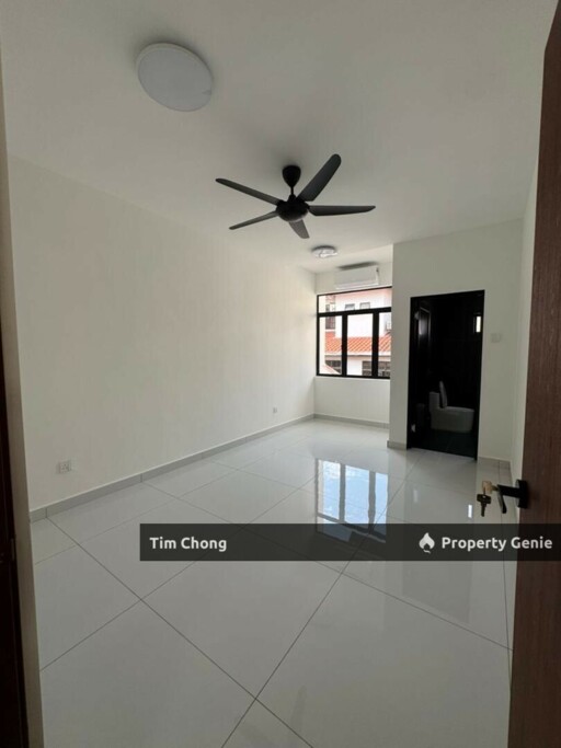 Double storey @ Pelangi Indah @ Fully Renovated