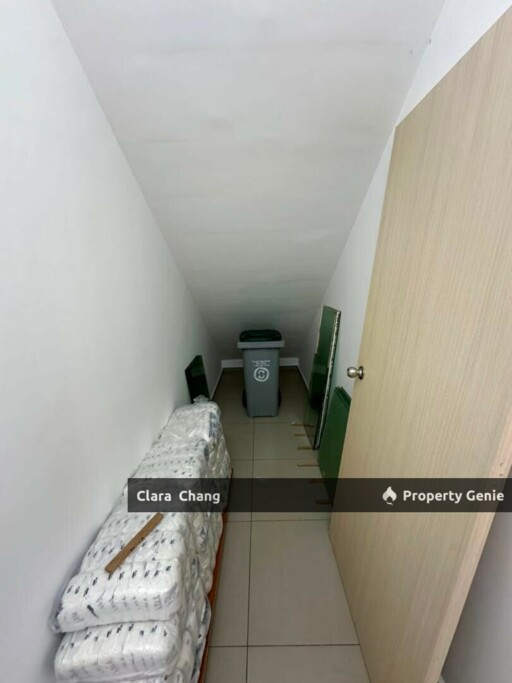 Taman Kluang Perdana Double Storey Endlot Terrace House for Sale