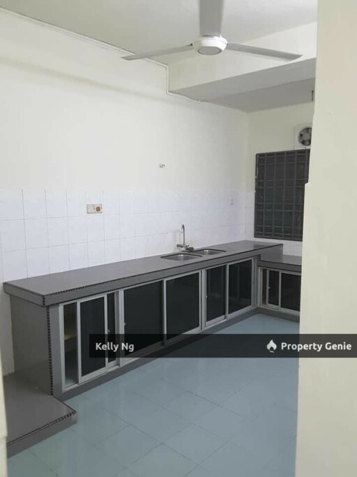 2.5 Sty House At Tmn Radzi Klang For Sale