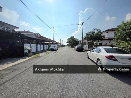 Double Storey Semi D Taman Sri Maju, Bukit Changgang Banting