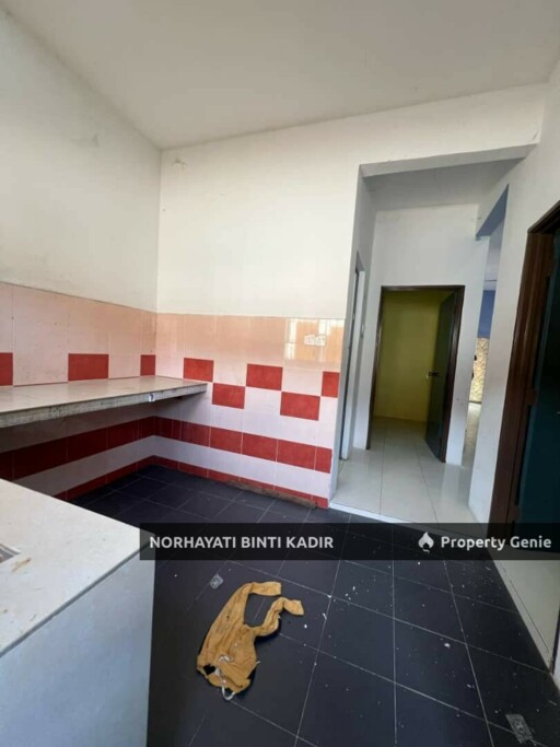 TERES SETINGKAT CORNER LOT PANDAN DAMAI 1, KUANTAN