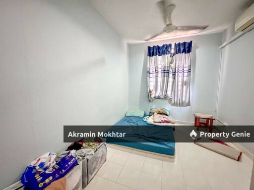 End Lot & Renovated | 2 Storey Terrace Taman Mawar 2, Bandar Baru Salak Tinggi.