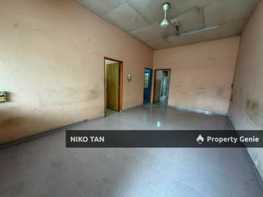 Jalan Usaha 1Sty Original Unit Taman Abad For Sale