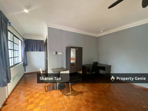 Master Room For Rent bentara luar, Taman Iskandar 5min to CIQ Town