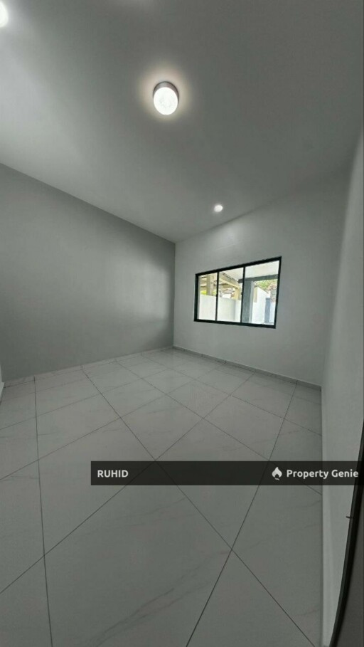 Taman Sri Skudai - [CORNER LOT] SINGLE STOREY SEMI-D HOUSE