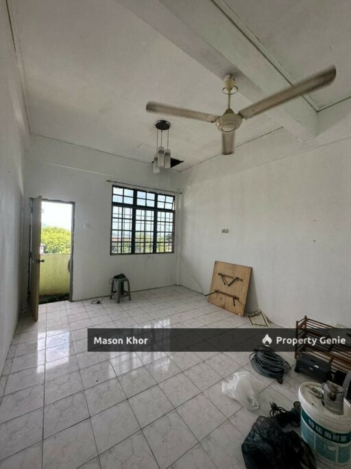 BAYAN PERMAI APARTMENT TOP FLOOR 915sf BARE UNIT BAYAN LEPAS