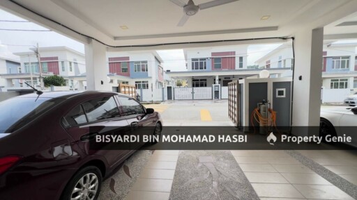 2 Unit Sekali Side By Side 1 Owner Renovated 1.5 Storey Bungalow Taman Senawang Perdana, Senawang.