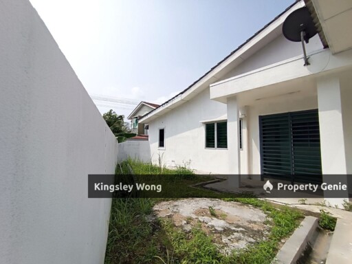 Lahat Sri Wang Single-Storey Intermediate Corner House Good Condition