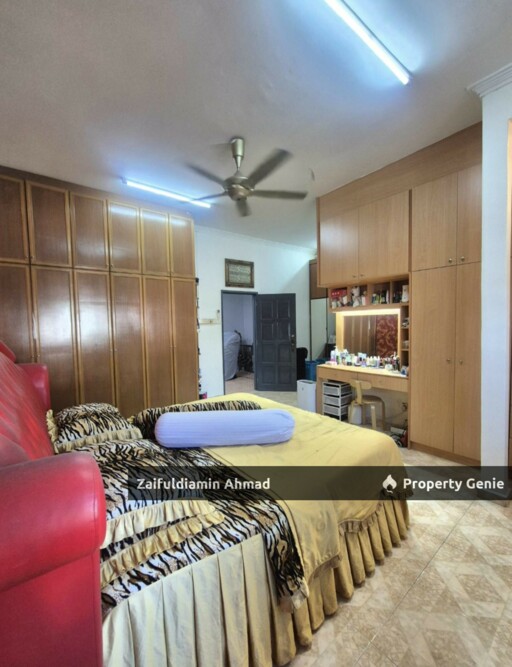Terraced Home In Bandar Tun Hussein Onn, 1800 Sqft, Freehold