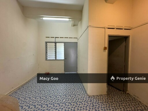 2 Storey Terrace Kampung Enam