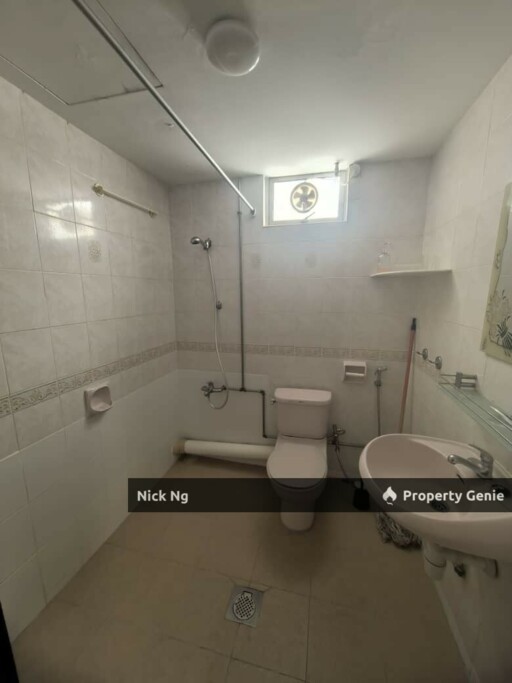 Villa Emas - For Sale