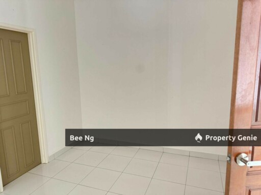 Taman Laguna @ Perling Double Storey Superlink For Rent
