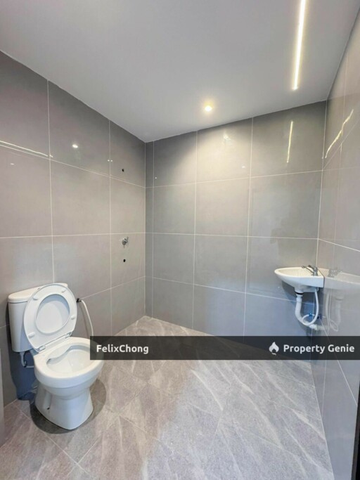 Taman Desa Jaya 2 Sty Terrace,Jalan Danau,Johor Bahru,Renovated