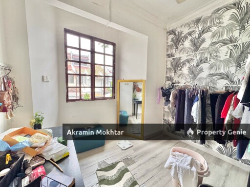 Freehold, End Lot & Renovated | Double Storey Terrace SS19, Subang Jaya