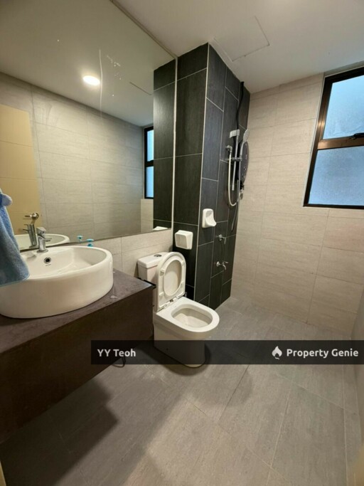 Admiral Residence 3R Garden Unit｜LVL 5