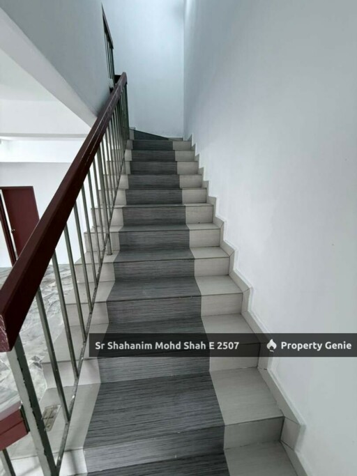 Double Storey Terrace Lorong Cakera Purnama, Fasa 3, Puncak Alam Selangor