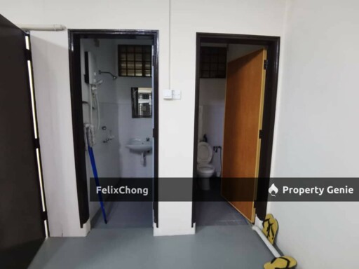 Taman Daya Double Storey Shop Lot,Jalan Nipah,Johor Bahru,High Roi