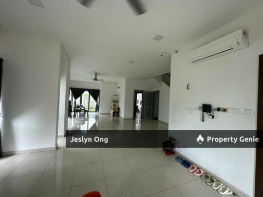2 Storey Semi D @ Sunway Lenang Heights Taman Molek for Sale