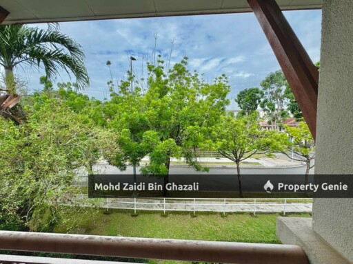 Double Storey Terrace Presint 9