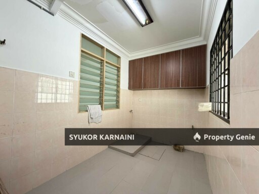 Double Storey Superlink Lorong Az Zaharah, Puncak Alam