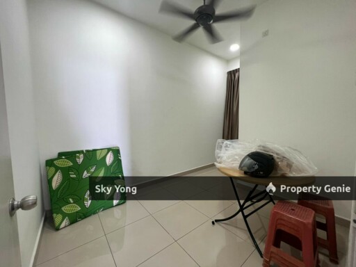 BM City Suites Condo @ Partially Furnished@ For Rent