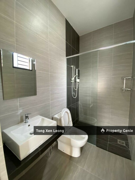 Krubong Bungalow - 4000 Sq Ft Freehold Family Home
