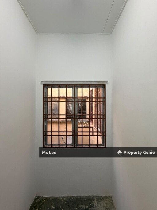 2nd Floor Shop Apartment-Taman Sementa Utama @ Klang-Ready Now