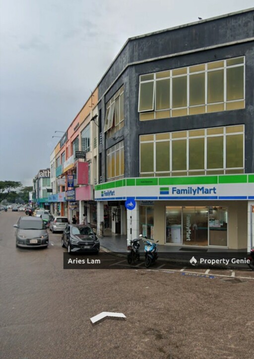 Nusa Bestari 3 Storey Corner Lot Shop/Facing Main Road