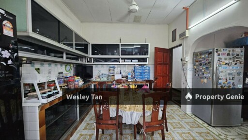 Ayer Keroh Fully Extended 5 Rooms Semi D Corner 54x80 Non Bumi 3-phase