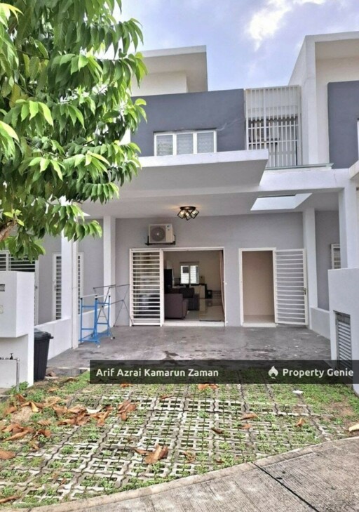 [Newly Renovated & Fully Furnished] Double Storey Terrace House @ Casa Green, Cybersouth | 3 Bedrooms | 3 Bathrooms | 1,545 sqft | RM3,200