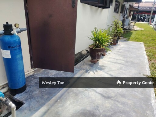 Below Value 1 Storey Ujong Pasir Freehold Fully Renovated & Extended