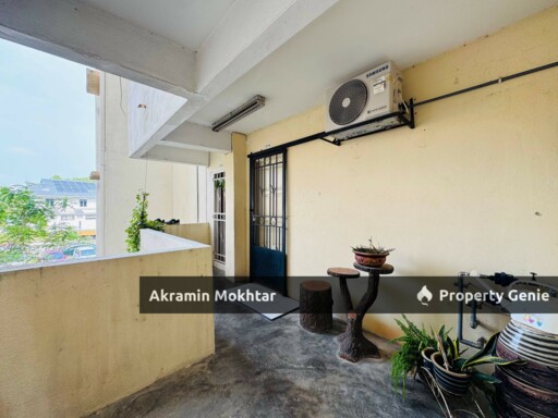 LEVEL 1, RENOVATED & 1 PARKING | Carlina Apartment Kota Damansara