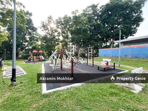 Freehold, Facing Open & Renovated | Double Storey, Taman Bukit Emas @ Seri Kembangan