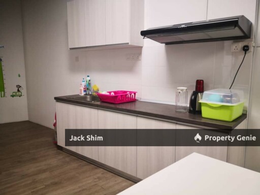 the golden triangle office lot