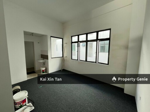 bandar dato onn@Shop For Rent