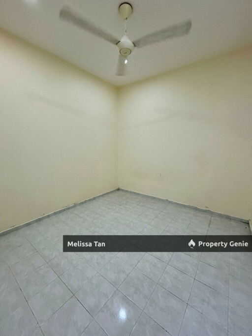 Ujong Pasir Singer Storey Terrace with attic floor For Sales