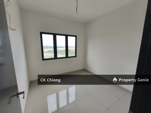 KR7 Residence Rent, Brand New 3 Rooms Basic Unit, Taman Mas Puchong