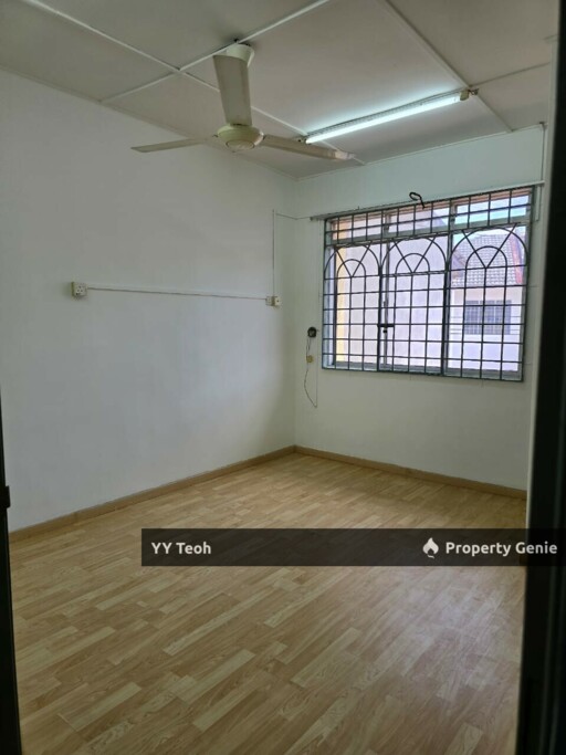 Taman Merdeka Double Storey Terrace