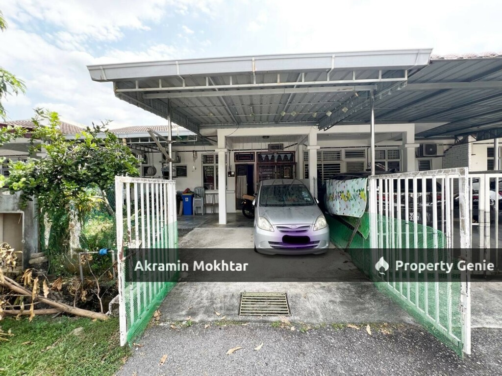 Single Storey Terrace Intermediate  SP7 Bandar Saujana Putra.