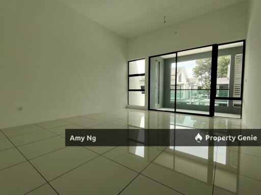 Never Occupied Ipoh Garden Double Storey Terrace For Sale