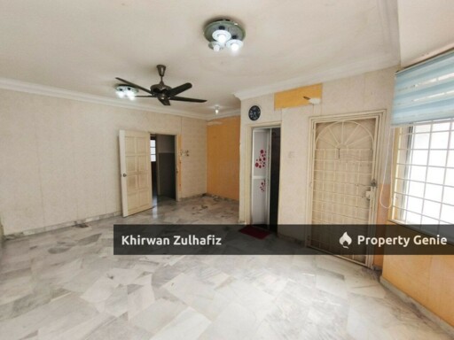 Jalan Semarak Bukit Beruntung Double Storey Terrace Facing Open For Sale