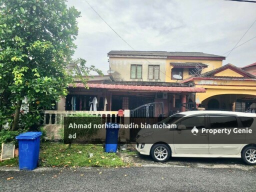Fully Renovated Teres 2 Tingkat  Jalan Rotan Semut Seksyen 18 Shah Alam