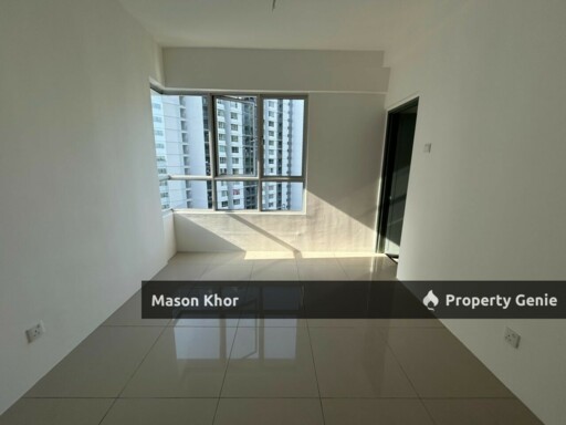 THE STONE CONDOMINIUM 1000sf HIGH FLOOR PAYA TERUBONG