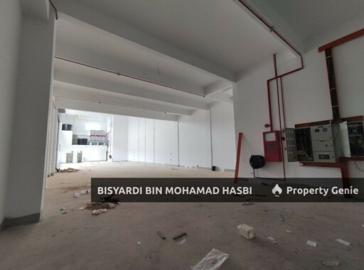 NEW 3 STOREY SEMI DETACHED , BALAKONG JAYA, BALAKONG .