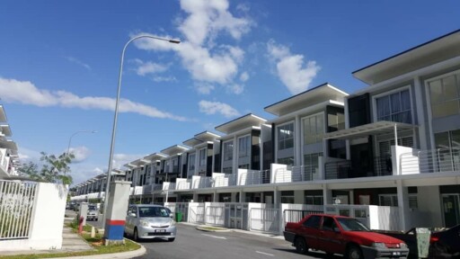Bayu Heights