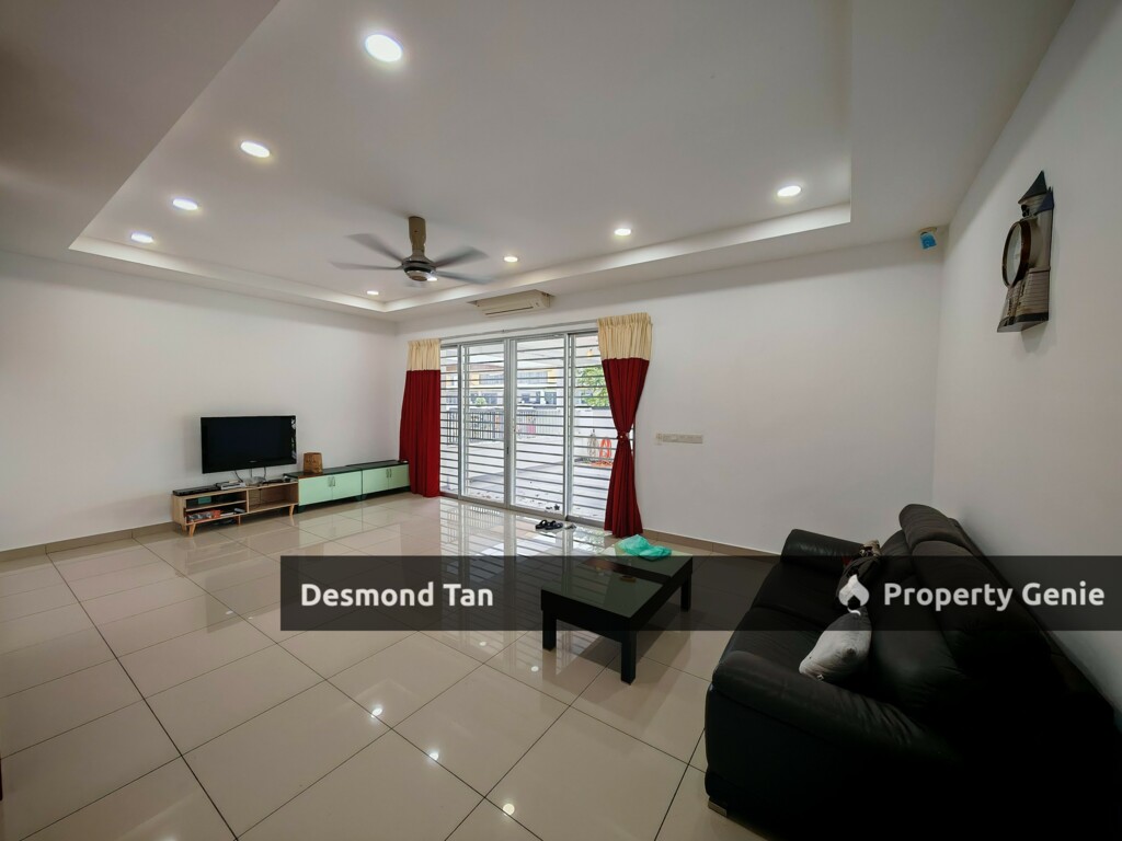 Rimbun Vista ,S2 Heights, Seremban 2 ( End Lot） Renovated