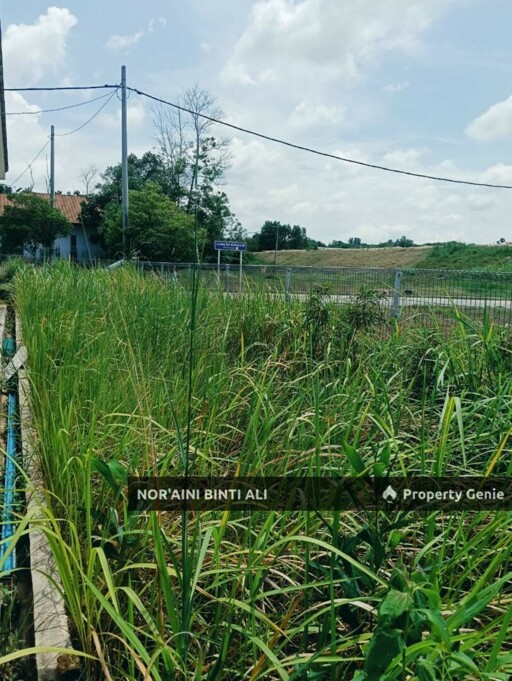 Semi-D Perumahan Makmur Mahkota Jaya, Gambang Kuantan (Rumah Baru Belum Pernah Diduduki)
