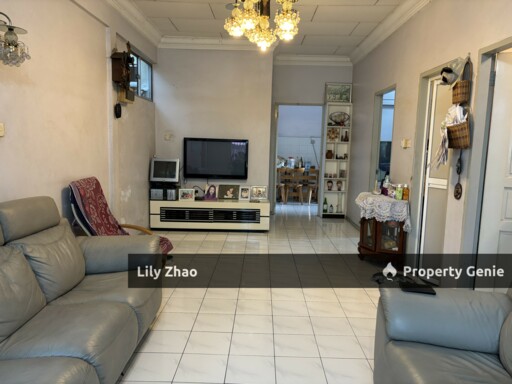 Taman Satria Apartment 3rd Floor for Sale, 3Bed 2Bath, Corner Lot, Fully Furnished, Menggatal, Kota Kinabalu.